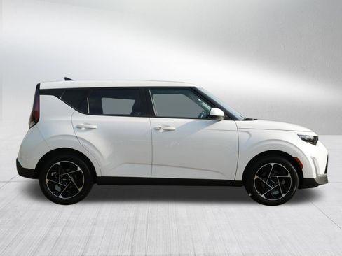 Certified 2025 Kia Soul EX FWD image 8