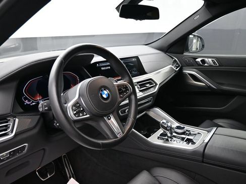 Used 2022 BMW X6 xDrive40i w/ Executive Package AWD/4WD image 11