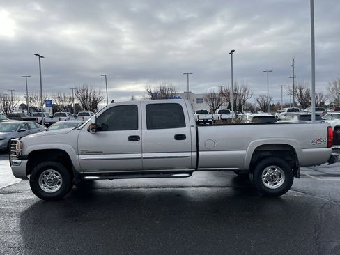 Used 2006 GMC Sierra 2500 SLE w/ Onstar Plus Package image 4
