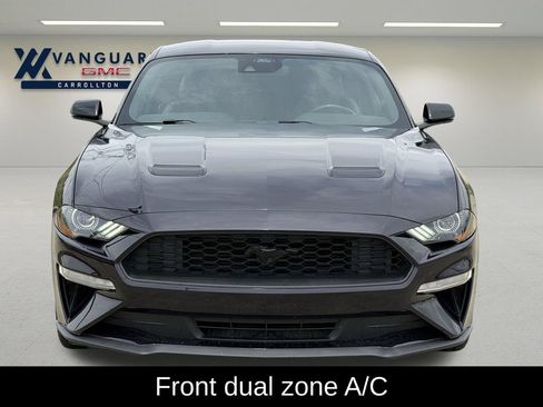Used 2022 Ford Mustang Coupe RWD image 3