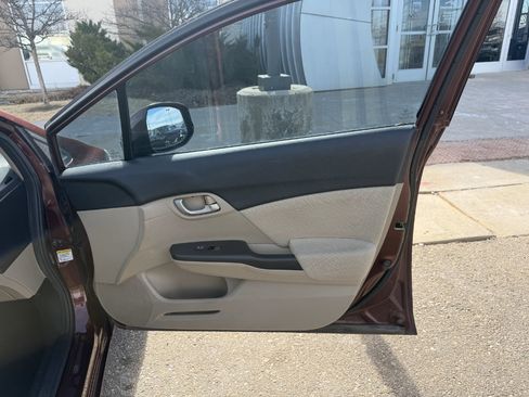 Used 2013 Honda Civic LX image 32