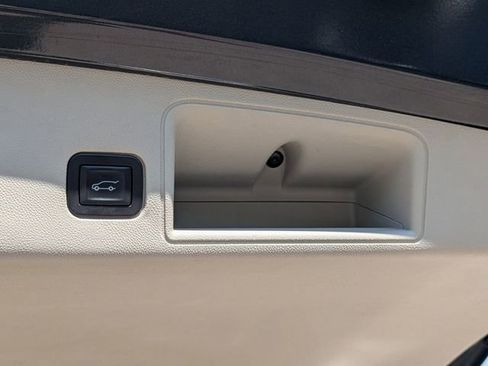 Used 2018 GMC Terrain Denali w/ Advanced Safety Package FWD image 13