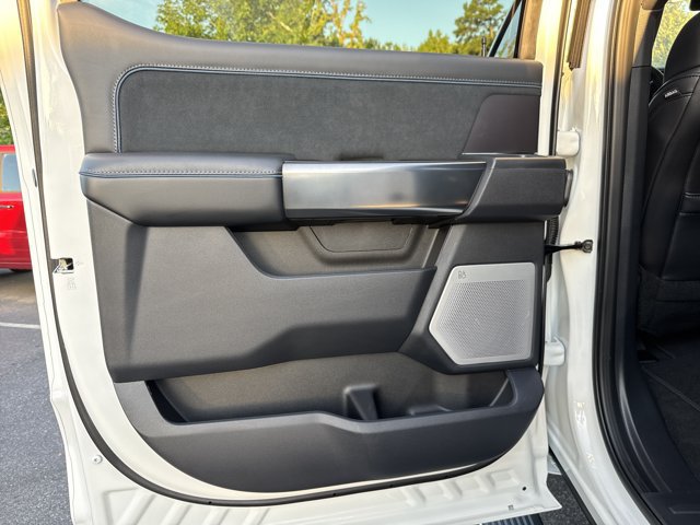 Used 2026 Ford F450 Platinum AWD/4WD image 26