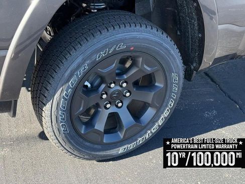 New 2026 RAM 1500 4x4 Crew Cab image 4