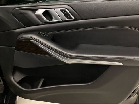 Used 2019 BMW X5 xDrive40i w/ Convenience Package image 27