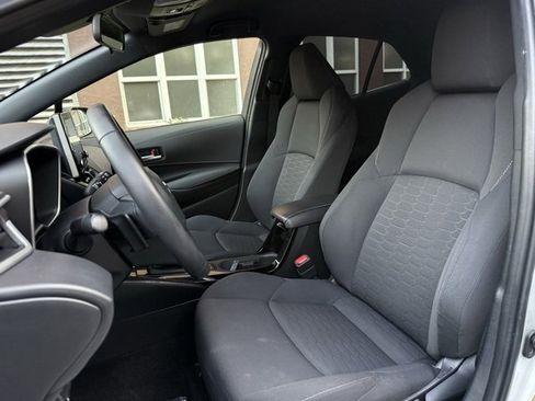 Used 2021 Toyota Corolla SE w/ Carpet Mat Package (TMS) image 10