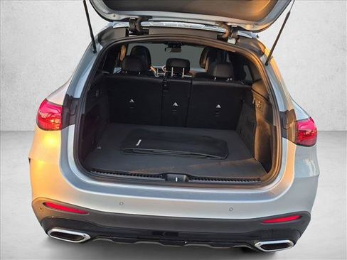 Used 2026 Mercedes-Benz GLC 300 4MATIC image 6