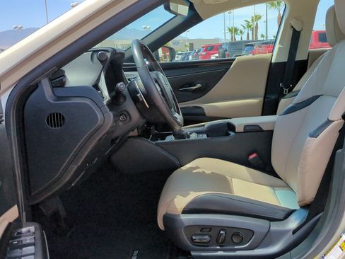 Used 2019 Lexus ES 350 w/ Accessory Package 2 FWD image 15