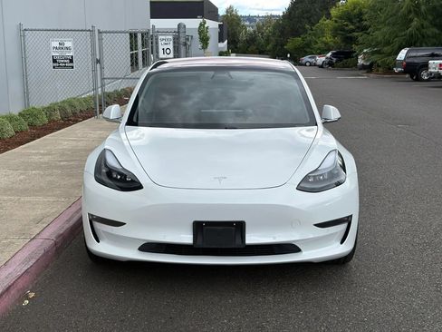 Used 2018 Tesla Model 3 Long Range RWD image 9