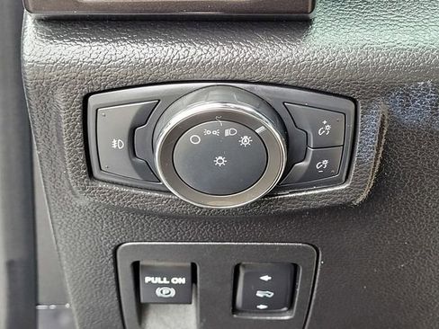 Used 2021 Ford Expedition Limited image 14