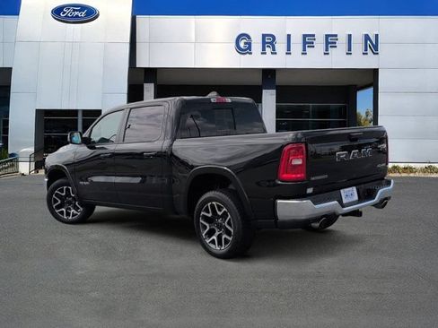 Used 2025 RAM 1500 Laramie AWD/4WD image 9