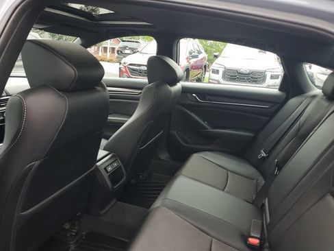 Used 2021 Honda Accord Sport image 8