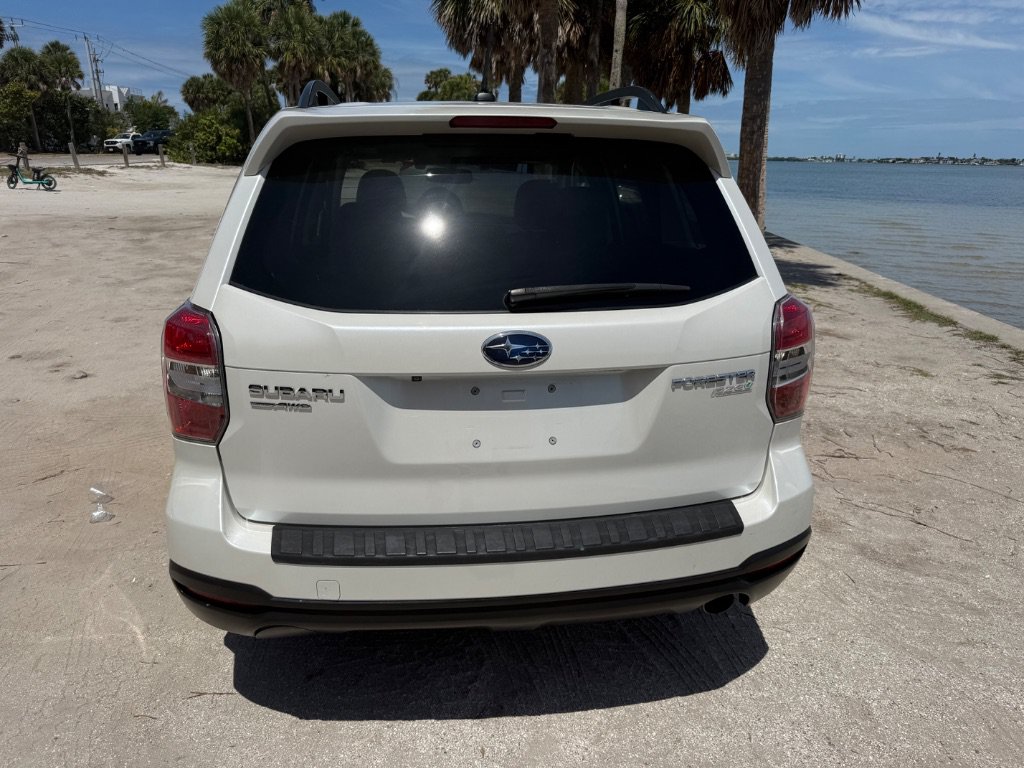 Used 2014 Subaru Forester 2.5i Touring AWD/4WD image 7