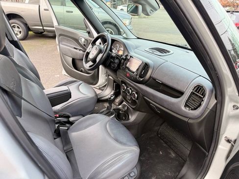 Used 2014 FIAT 500L Lounge FWD image 17
