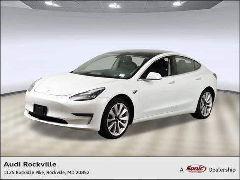 Used 2020 Tesla Model 3 Long Range image 1