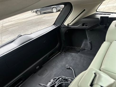 Used 2025 Volvo XC60 T8 Plus w/ Climate Package image 21