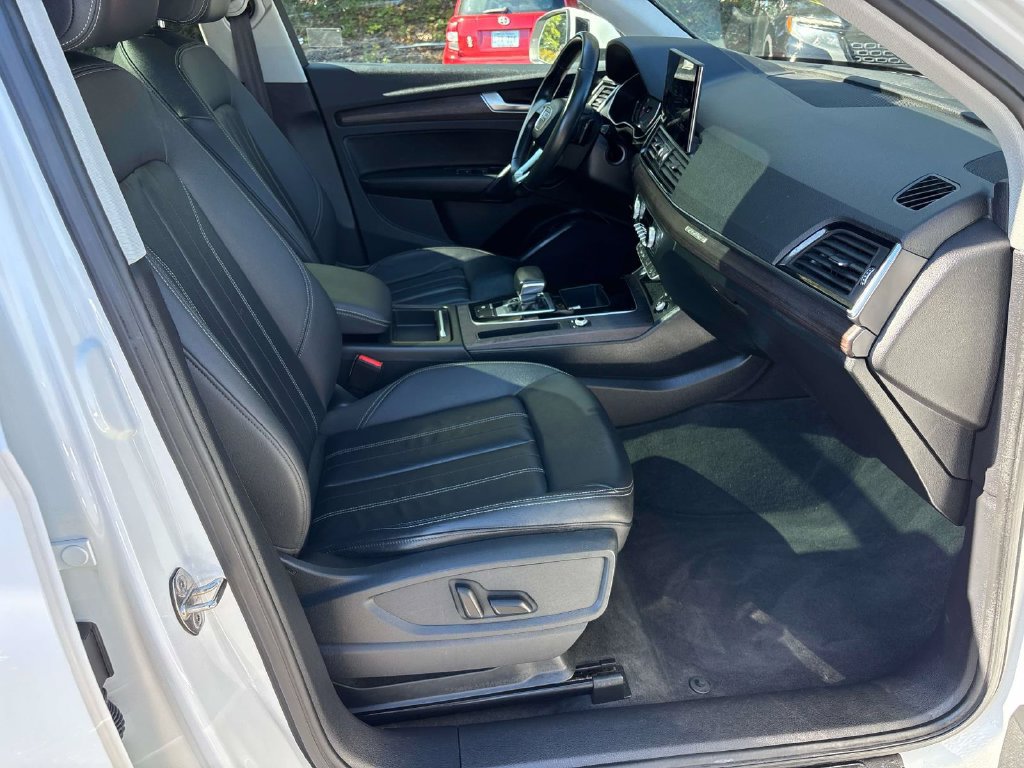 Used 2021 Audi Q5 2.0T Premium w/ Convenience Package AWD/4WD image 19