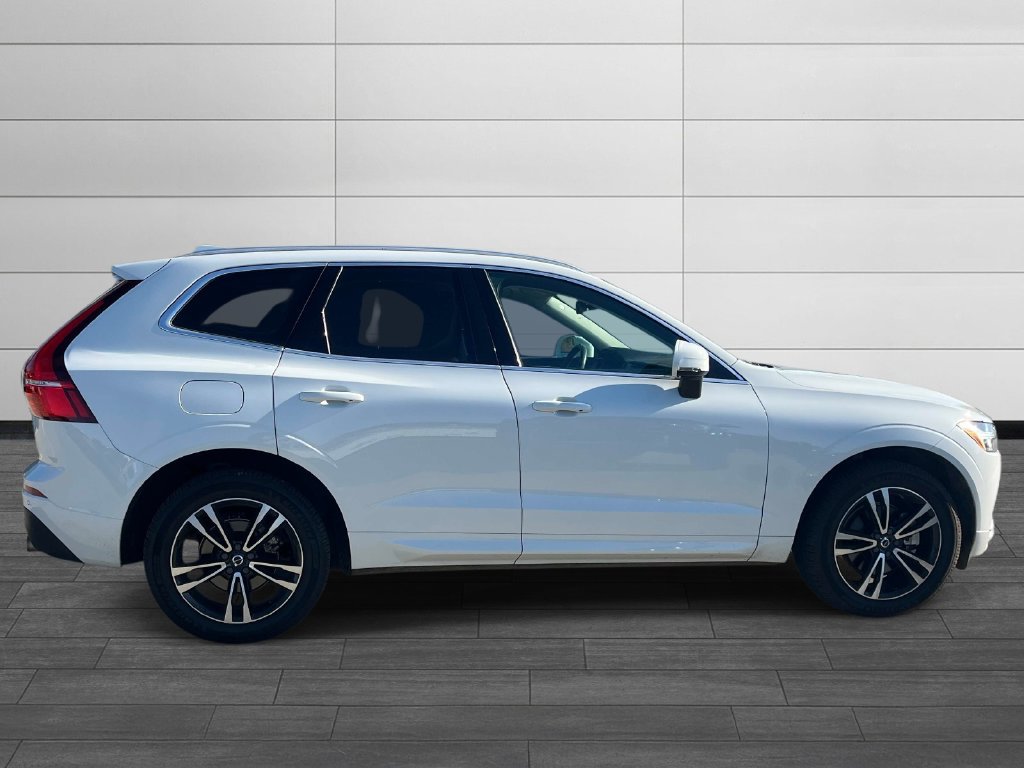 Used 2020 Volvo XC60 T5 Momentum FWD image 5