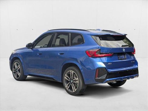 Used 2025 BMW X1 xDrive28i w/ M Sport Package image 9