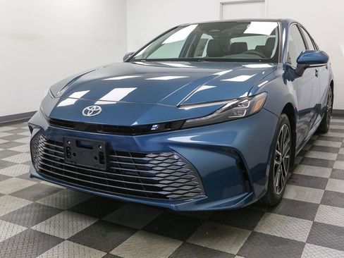 New 2026 Toyota Camry XLE AWD/4WD image 4