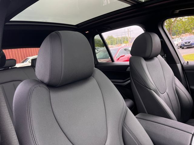 Used 2020 BMW X5 xDrive40i w/ Premium Package AWD/4WD image 31
