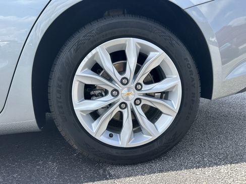 Used 2025 Chevrolet Malibu LT image 19