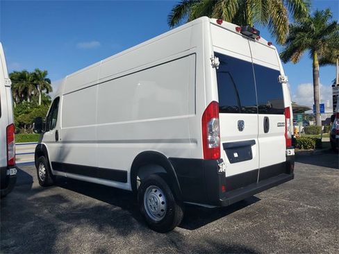 Used 2023 RAM ProMaster 2500 image 4