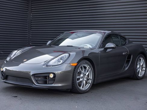 Certified 2016 Porsche Cayman image 1