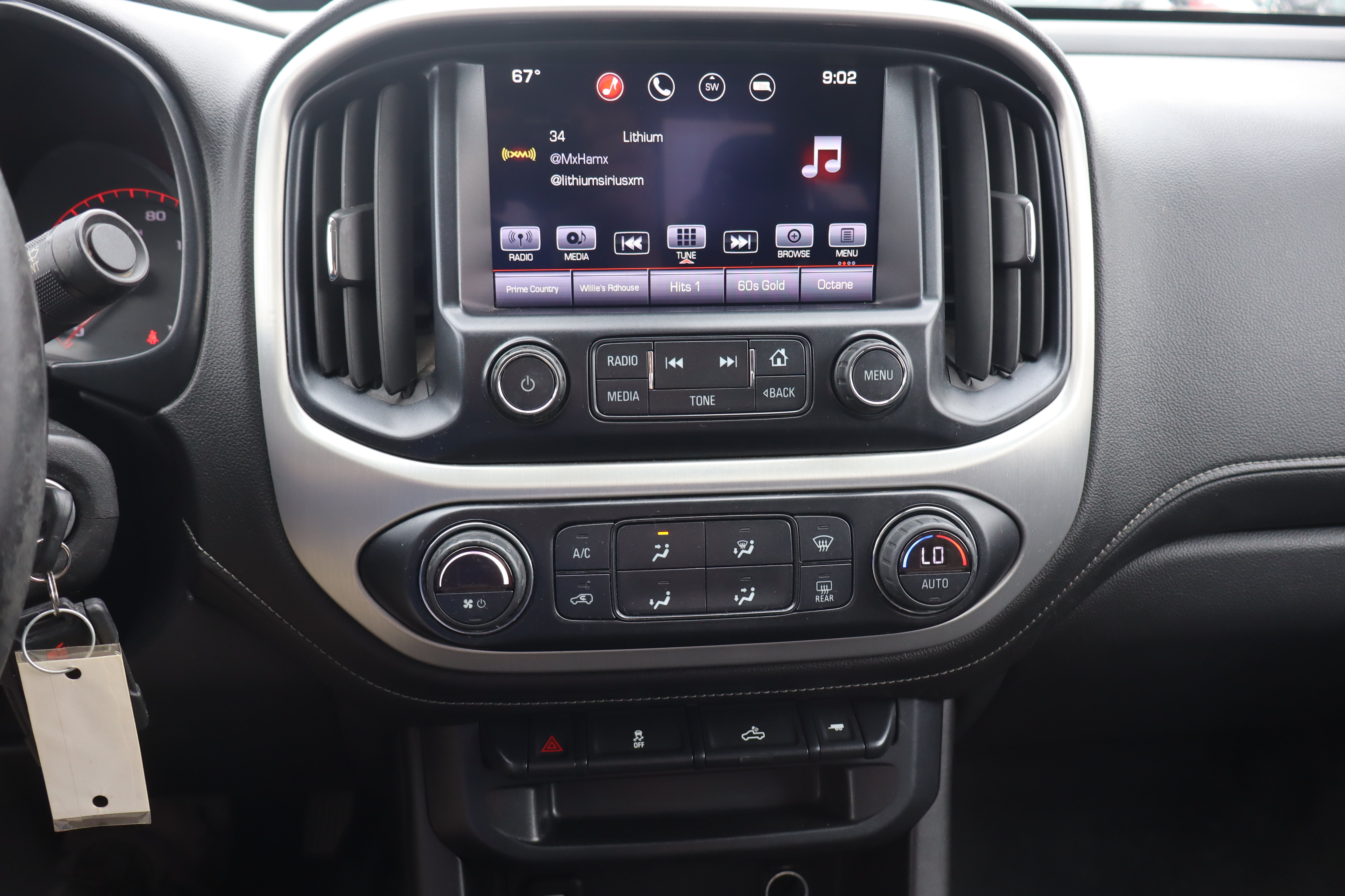 Used 2016 GMC Canyon SLE w/ SLE Convenience Package RWD image 17