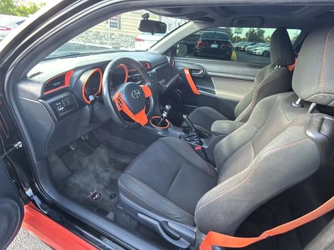 Used 2015 Scion tC image 14