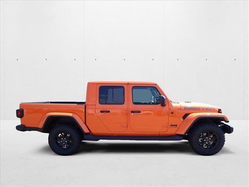 New 2025 Jeep Gladiator Sport image 5