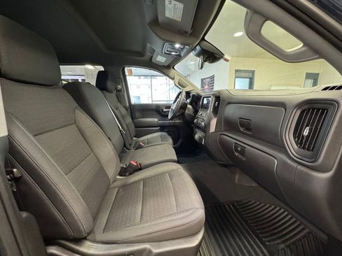 Used 2022 Chevrolet Silverado 1500 Custom Trail Boss w/ LPO, Dark Essentials Package image 24