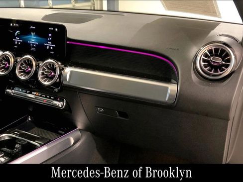 Certified 2023 Mercedes-Benz GLB 250 4MATIC image 21