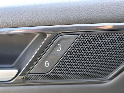 Used 2024 Volkswagen Tiguan Wolfsburg Edition image 45