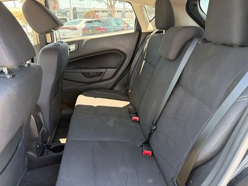 Used 2015 Ford Fiesta SE FWD image 17