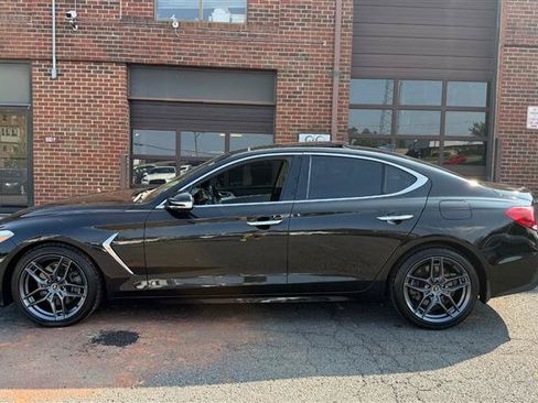 Used 2019 Genesis G70 2.0T Advanced w/ Elite Package RWD image 5