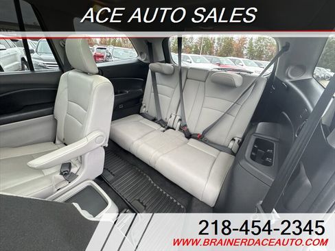 Used 2018 Honda Pilot Elite image 11