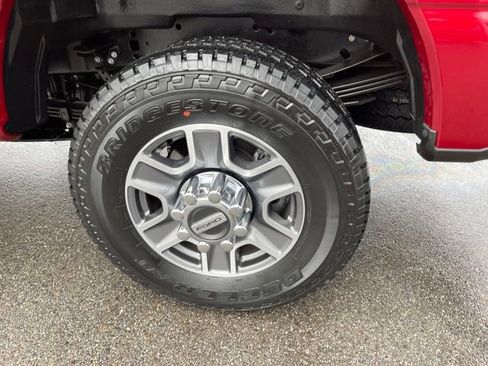 Used 2025 Ford F350 XLT w/ FX4 Off-Road Package image 40