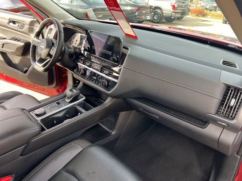Certified 2023 Nissan Pathfinder SL w/ SL Premium Package image 23