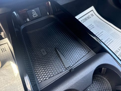 Used 2025 Ford Mustang Mach-E Select image 25