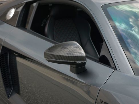 Used 2018 Audi R8 V10 plus AWD/4WD image 5