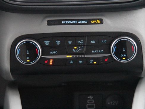 Used 2024 Ford Escape Active image 21