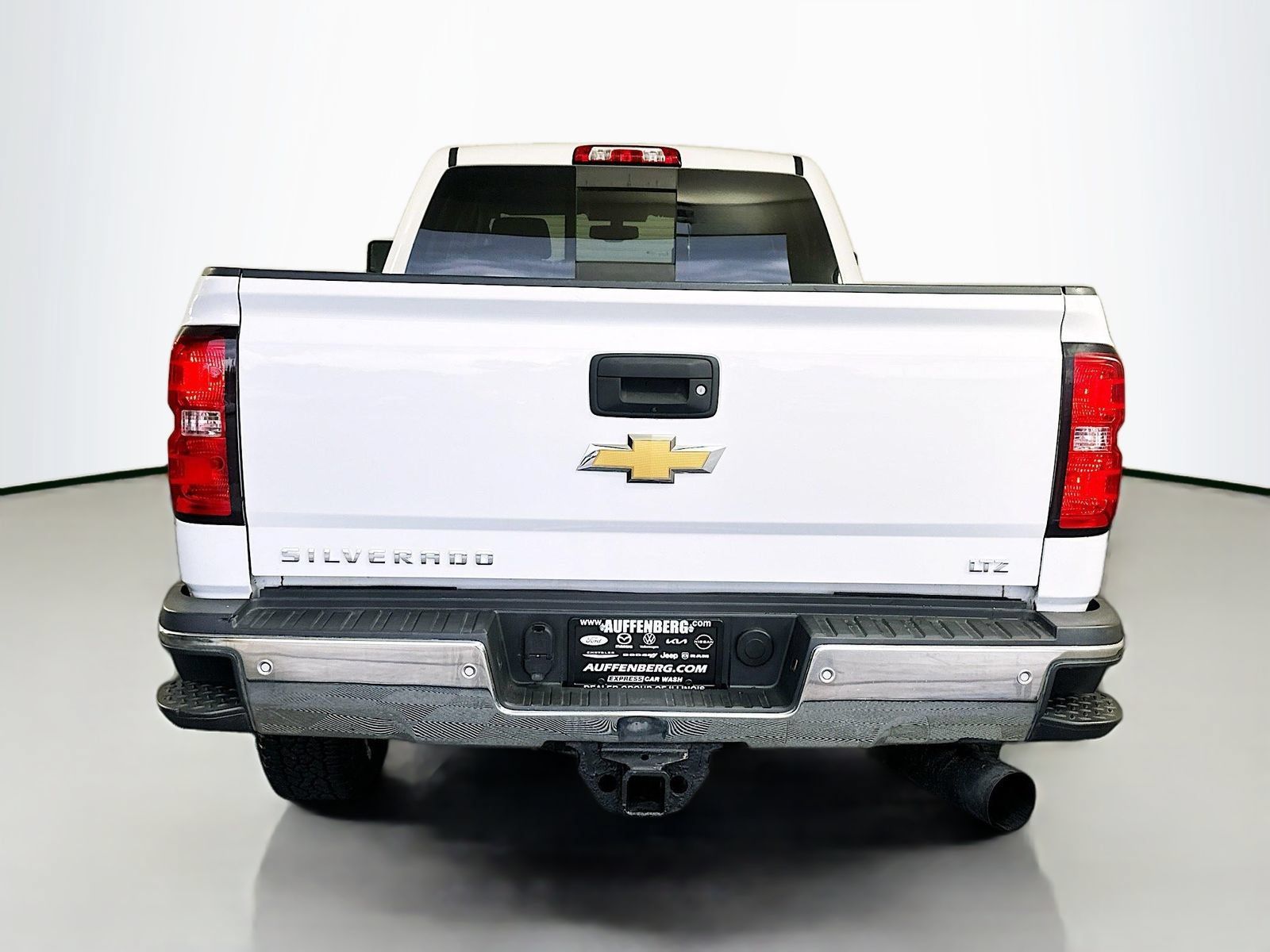 Used 2018 Chevrolet Silverado 2500 LTZ w/ Duramax Plus Package AWD/4WD image 6
