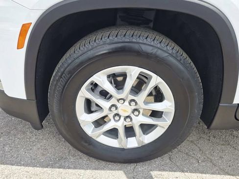 Certified 2024 Chevrolet Traverse LS w/ Safety Package FWD image 16