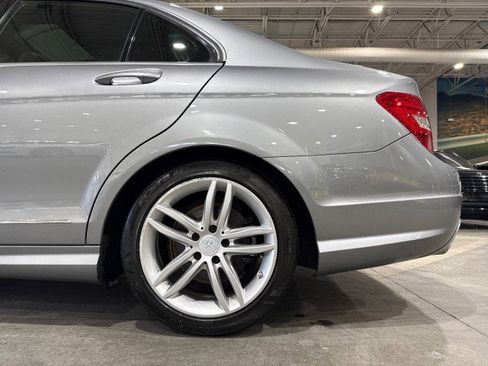 Used 2014 Mercedes-Benz C 250 Sedan image 21