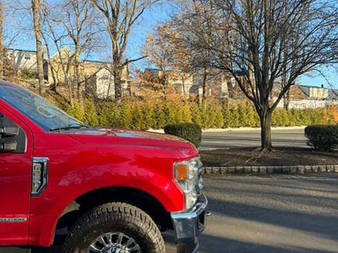 Used 2020 Ford F250 XLT w/ XLT Premium Package image 13