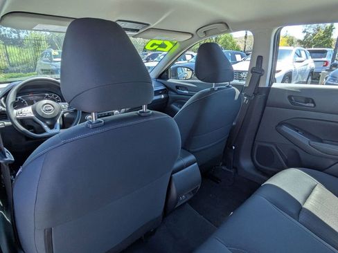 Used 2025 Nissan Altima 2.5 SV image 26