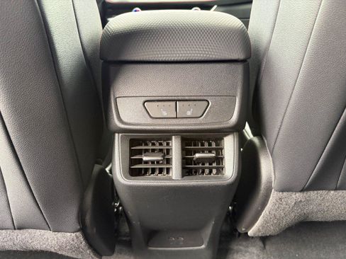 Used 2025 Chevrolet Equinox RS w/ Safety and Technology Package AWD/4WD image 21