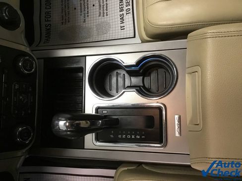 Used 2017 Ford Expedition Limited w/ Equipment Group 301A AWD/4WD image 55