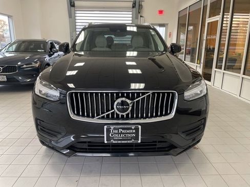 Used 2021 Volvo XC90 T5 Momentum w/ Climate Package image 6